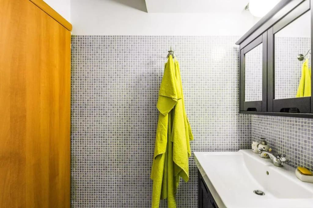 Plaka'S Flat-Near Syntagma Metro Station Apartment Athens Ngoại thất bức ảnh